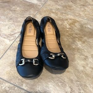 Black flats never worn size 8.5
